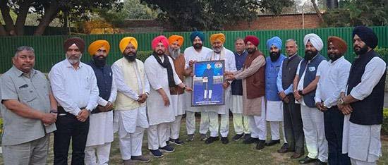 ਮੁੱਖ ਮੰਤਰੀ ਮਾਨ ਨੇ ਬਜਟ ਵਿਚ ਐਸ ਸੀ ਭਾਈਚਾਰੇ ਨੂੰ ਦਿੱਤੀਆਂ ਵਿਸ਼ੇਸ ਰਿਆਇਤਾਂ - MLA ਟੌਂਗ ਮੁੱਖ ਮੰਤਰੀ ਮਾਨ ਨੇ ਬਜਟ ਵਿਚ ਐਸ ਸੀ ਭਾਈਚਾਰੇ ਨੂੰ ਦਿੱਤੀਆਂ ਵਿਸ਼ੇਸ ਰਿਆਇਤਾਂ - MLA ਟੌਂਗ