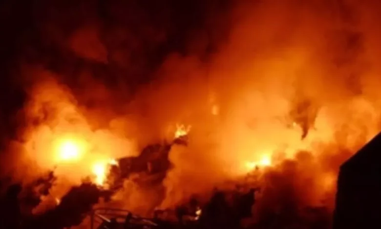 ਘਰ 'ਚ ਲੱਗੀ ਭਿਆਨਕ ਅੱਗ, ਜਿੰਦਾ ਸੜੇ ਦੋ ਮਾਸੂਮ ਬੱਚੇ; ਮਾਂ ਦੀ ਰੋ-ਰੋ ਕੇ ਹਾਲਤ ਖਰਾਬ ਘਰ 'ਚ ਲੱਗੀ ਭਿਆਨਕ ਅੱਗ, ਜਿੰਦਾ ਸੜੇ ਦੋ ਮਾਸੂਮ ਬੱਚੇ; ਮਾਂ ਦੀ ਰੋ-ਰੋ ਕੇ ਹਾਲਤ ਖਰਾਬ