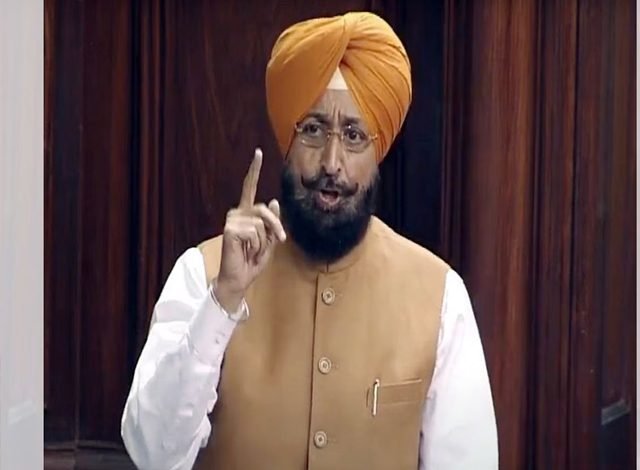 ਸੂਬਾ ਸਰਕਾਰ ਤੋਂ ਨਹੀਂ ਹੈ ਕੋਈ ਉਮੀਦ- ਪ੍ਰਤਾਪ ਸਿੰਘ ਬਾਜਵਾ ਸੂਬਾ ਸਰਕਾਰ ਤੋਂ ਨਹੀਂ ਹੈ ਕੋਈ ਉਮੀਦ- ਪ੍ਰਤਾਪ ਸਿੰਘ ਬਾਜਵਾ