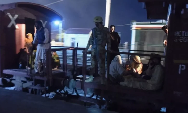 ਕਵੇਟਾ 'ਚ ਟ੍ਰੇਨ ਹਾਈਜੈਕ ਹੋਣ ਦੇ 24 ਘੰਟੇ ਬਾਅਦ ਵੀ ਬਚਾਅ ਕਾਰਜ ਜਾਰੀ; 200 ਤੋਂ ਵੱਧ ਭੇਜੇ ਗਏ ਤਾਬੂਤ