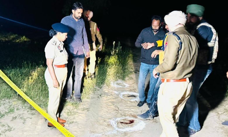 ਵਿਦੇਸ਼ੀ ਗੈਗਸਟਰ ਗੌਰਵ ਉਰਫ ਲੱਕੀ ਪਟਿਆਲ ਅਤੇ ਦਵਿੰਦਰ ਬੰਬੀਹਾ ਗੈਗ ਦੇ ਸੂਟਰ ਮਨਪ੍ਰੀਤ ਸਿੰਘ ਉਰਫ਼ ਮਨੀ ਨੂੰ ਮੁਠਭੇੜ ਉਪਰੰਤ ਕੀਤਾ ਕਾਬੂ-ਐਸਐਸਪੀ