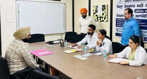 ਰੋਜ਼ਗਾਰ ਦਫ਼ਤਰ ਵੱਲੋਂ ਲਗਾਇਆ ਗਿਆ ਰੋਜ਼ਗਾਰ ਮੇਲਾ