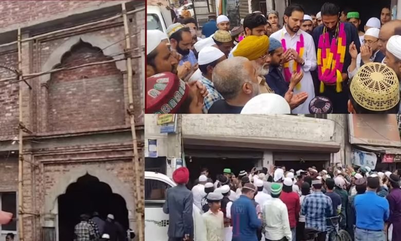 ਸਿੱਖ ਪਰਿਵਾਰ ਰਮਜ਼ਾਨ ਮਹੀਨੇ ਦੇ ਪਵਿੱਤਰ ਮੌਕੇ ਤੇ ਜੁੰਮੇ ਦੀ ਵਿਸ਼ੇਸ਼ ਨਮਾਜ਼ ਮੌਕੇ ਸਮਰਾਲਾ ਸ਼ਹਿਰ ਦੀ ਇਤਿਹਾਸਕ ਜਾਮਾ ਮਸਜਿਦ ਨੂੰ ਦਾਨ ਕੀਤੀਆਂ ਦੁਕਾਨਾਂ