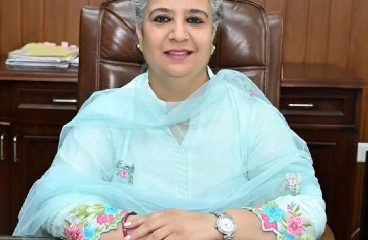 ਜਿਲ੍ਹਾ ਵਾਸੀ ਸ਼ਿਕਾਇਤ, ਫੀਡਬੈਕ, ਬੇਨਤੀ ਜਾਂ ਜਾਣਕਾਰੀ ਸਬੰਧੀ ਹੈਲਪਲਾਈਨ ਨੰਬਰ 1100 ’ਤੇ ਕਰ ਸਕਦੇ ਹਨ ਸੰਪਰਕ : ਡੀ. ਸੀ