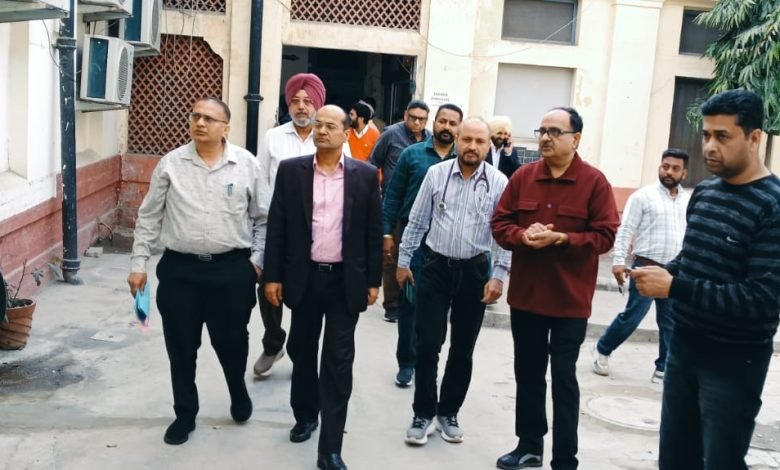 ਪ੍ਰਮੁੱਖ ਸਕੱਤਰ ਸਿਹਤ ਤੇ ਪਰਿਵਾਰ ਭਲਾਈ ਨੇ ਕੀਤਾ ਸਿਵਲ ਹਸਪਤਾਲ ਫਰੀਦਕੋਟ ਦਾ ਦੌਰਾ