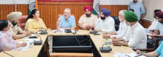 ਫਿਰੋਜ਼ਪੁਰ ਦੇ ਨਸ਼ਾ ਛੁਡਾਊ ਕੇਂਦਰਾਂ ਵਿੱਚ 485 ਬਿਸਤਰਿਆਂ ਦਾ ਕੀਤਾ ਗਿਆ ਪ੍ਰਬੰਧ -ਡਾ. ਬਲਬੀਰ ਸਿੰਘ ਫਿਰੋਜ਼ਪੁਰ ਦੇ ਨਸ਼ਾ ਛੁਡਾਊ ਕੇਂਦਰਾਂ ਵਿੱਚ 485 ਬਿਸਤਰਿਆਂ ਦਾ ਕੀਤਾ ਗਿਆ ਪ੍ਰਬੰਧ -ਡਾ. ਬਲਬੀਰ ਸਿੰਘ