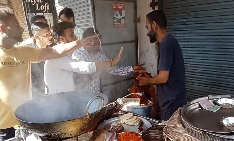 ਪਹਿਲਗਾਮ ਗੋਲ਼ੀਬਾਰੀ ਦੇ ਵਿਰੋਧ 'ਚ ਹੁਸ਼ਿਆਪੁਰਪੁਰ ਹੋਇਆ ਮੁਕੰਮਲ ਬੰਦ, ਠੱਪ ਹੋਈ ਆਵਾਜਾਈ