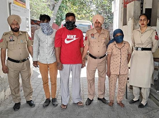 ਮੁਕਤਸਰ ਪੁਲਿਸ ਨੇ ਨਰੰਗ ਕਲੋਨੀ ਵਿੱਚੋਂ ਸੋਨਾ ਤੇ ਨਕਦੀ ਚੋਰੀ ਕਰਨ ਦੇ ਮਾਮਲੇ ਵਿੱਚ ਤਿੰਨ ਕਾਬੂ