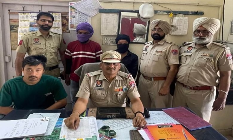 ਆਸਟ੍ਰੇਲੀਆਈ ਸੈਲਾਨੀ ਨਾਲ ਕੁੱਟਮਾਰ ਤੇ ਲੁੱਟ ਕਰਨ ਵਾਲੇ ਦੋ ਹੋਰ ਕਾਬੂ, ਗਿਰੋਹ ਦਾ ਮੁਖੀ ਅਜੇ ਵੀ ਫਰਾਰ