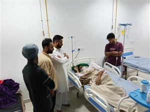 ਡੱਲੇਵਾਲ ਦਾ ਚੱਲ ਰਿਹਾ ਬਰਨਾਲਾ ਦੇ BMC ਹਸਪਤਾਲ 'ਚ ਇਲਾਜ, ਸਵੇਰੇ 5 ਵਜੇ ਤੋਂ ਬਾਅਦ ਸਿਹਤ 'ਚ ਹੋਇਆ ਸੁਧਾਰ ਡੱਲੇਵਾਲ ਦਾ ਚੱਲ ਰਿਹਾ ਬਰਨਾਲਾ ਦੇ BMC ਹਸਪਤਾਲ 'ਚ ਇਲਾਜ, ਸਵੇਰੇ 5 ਵਜੇ ਤੋਂ ਬਾਅਦ ਸਿਹਤ 'ਚ ਹੋਇਆ ਸੁਧਾਰ