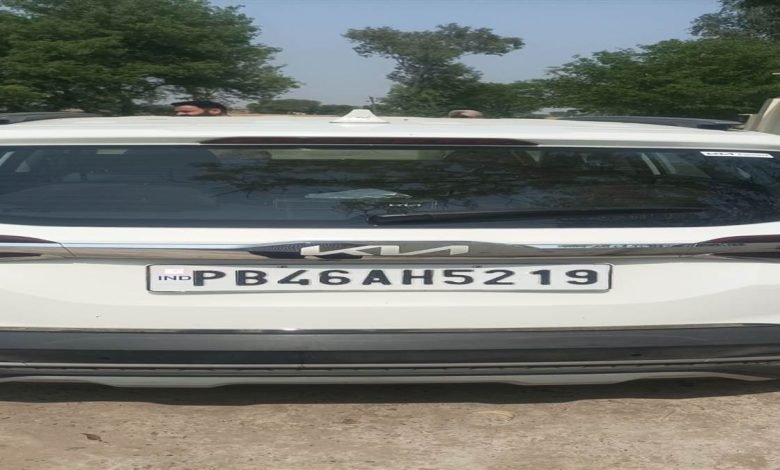 ਪੱਟੀ 'ਚ ਸਕੂਲ ਦੇ ਬਾਹਰ ਬਾਈਕ ਸਵਾਰਾਂ ਨੇ ਚਲਾਈਆਂ ਗੋਲੀਆਂ, ਘਟਨਾ ਸੀਸੀਟੀਵੀ ਕੈਮਰੇ ’ਚ ਕੈਦ; ਛੁੱਟੀ ਸਮੇਂ ਵਾਰਦਾਤ ਨੂੰ ਦਿੱਤਾ ਅੰਜਾਮ