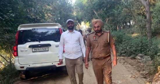 ਵੱਡੀ ਖ਼ਬਰ: ਪੰਜਾਬ 'ਚ ਹੁਣ ਇਸ ਸਰਹੱਦੀ ਪੁਲਿਸ ਚੌਂਕੀ ਨੇੜੇ ਧਮਾਕਾ! ਲੋਕਾਂ 'ਚ ਡਰ ਦਾ ਮਾਹੌਲ