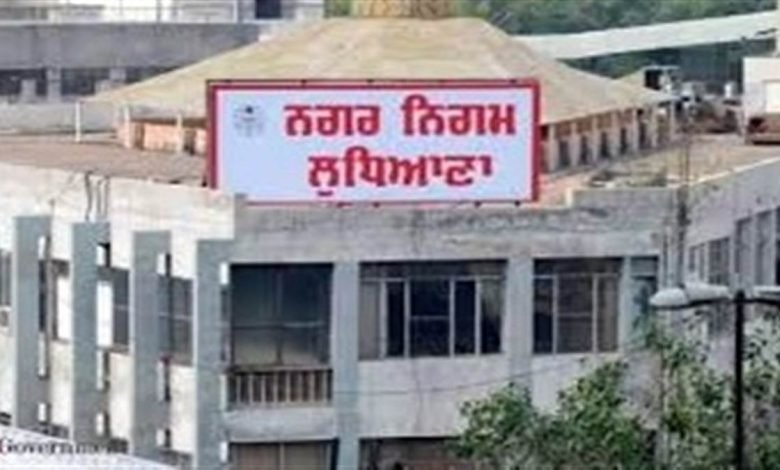 ਗ੍ਰਿਫ਼ਤਾਰ ਕੀਤੇ ਨਗਰ ਨਿਗਮ SE ਦੀ ਚੰਡੀਗੜ੍ਹ ਸਥਿਤ ਰਿਹਾਇਸ਼ ਦੀ ਵਿਜੀਲੈਂਸ ਨੇ ਲਈ ਤਲਾਸ਼ੀ, ਘਰੋਂ ਡੇਢ ਲੱਖ ਕੈਸ਼ ਤੇ ਦੋ ਗੱਡੀਆਂ ਜ਼ਬਤ