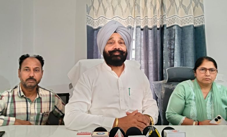 ਡਾ. ਭੀਮ ਰਾਓ ਅੰਬੇਡਕਰ ਅਤੇ ਸ਼ਹੀਦ ਭਗਤ ਸਿੰਘ ਦੀ ਸੋਚ ਤਹਿਤ ਕੀਤਾ ਜਾ ਰਿਹਾ ਪੰਜਾਬ ਦਾ ਵਿਕਾਸ: ਫੌਜਾ ਸਿੰਘ ਸਰਾਰੀ