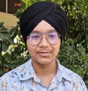 ਖੰਨਾ: ਟੈਕਸੀ ਡਰਾਈਵਰ ਦਾ ਪੁੱਤਰ 12ਵੀਂ ਵਿੱਚ ਬਣਿਆ ਸ਼ਹਿਰ ਦਾ ਟਾਪਰ