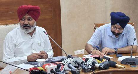 ਪੰਜਾਬ ਵਿੱਚ ਇੱਕ ਵੱਡੇ ENA ਤਸਕਰੀ ਰੈਕੇਟ ਦਾ ਪਰਦਾਫਾਸ਼: 80,000 ਲੀਟਰ ਜ਼ਬਤ