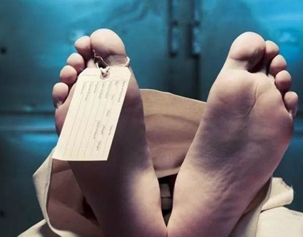 ਨੌਜਵਾਨ ਦੀ ਪੁਲਿਸ ਹਿਰਾਸਤ 'ਚ ਤਸ਼ੱਦਦ ਕਾਰਨ ਹੋਈ ਮੌਤ ! ਪੀੜਤ ਪਰਿਵਾਰ ਸਸਕਾਰ ਨਾ ਕਰਨ 'ਤੇ ਅੜਿਆ