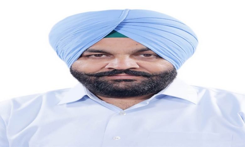 ਸਰਹੱਦ ਪਾਰੋਂ ਨਸ਼ਿਆਂ ਤੇ ਹਥਿਆਰਾਂ ਦੀ ਤਸਕਰੀ ਵੀ ਅੱਤਵਾਦ ਦਾ ਹਿੱਸਾ : ਔਜਲਾ