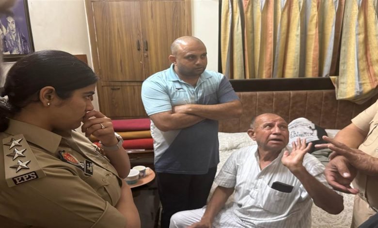 ਘਰ ’ਚ ਦਾਖਲ ਹੋ ਕੇ ਦਿਨ-ਦਿਹਾੜੇ ਬਜ਼ੁਰਗ ਦਾ ਕਤਲ ਕਰ ਕੇ ਲੁੱਟੇ ਗਹਿਣੇ