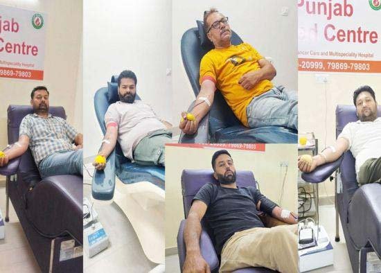 ਡੇਰਾ ਸਿਰਸਾ ਪੈਰੋਕਾਰਾਂ ਨੇ 5 ਯੂਨਿਟ ਖ਼ੂਨਦਾਨ ਕਰਕੇ ਇਨਸਾਨੀਅਤ ਦਾ ਫ਼ਰਜ਼ ਨਿਭਾਇਆ