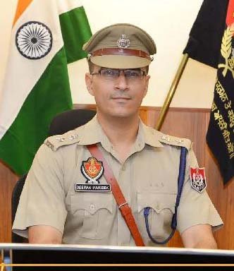 SSP ਮੋਹਾਲੀ ਵੱਲੋਂ "ਯੁੱਧ ਨਸ਼ਿਆਂ ਵਿਰੁੱਧ" ਮੁਹਿੰਮ ਨੂੰ 60 ਦਿਨ ਪੂਰੇ ਹੁਣ ਤੇ ਨਸ਼ਾ ਤਸਕਰਾਂ ਖਿਲਾਫ ਸਖਤ ਕਾਰਵਾਈ ਜਾਰੀ