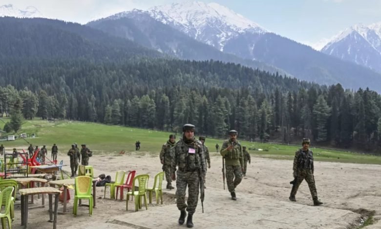 ਪਹਿਲਗਾਮ ਹਮਲੇ ਦੇ ਇੱਕ ਮਹੀਨੇ ਬਾਅਦ ਵੀ ਸੁੰਨਸਾਨ ਹੈ ਕਸ਼ਮੀਰ ਪਹਿਲਗਾਮ ਹਮਲੇ ਦੇ ਇੱਕ ਮਹੀਨੇ ਬਾਅਦ ਵੀ ਸੁੰਨਸਾਨ ਹੈ ਕਸ਼ਮੀਰ