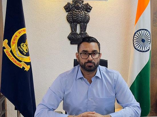 ਜ਼ਿਲ੍ਹੇ ਦੀਆਂ ਮੰਡੀਆਂ ਵਿੱਚ ਕਣਕ ਦੀ ਖਰੀਦ ਦਾ ਅੰਕੜਾ 5 ਲੱਖ ਮੀਟਰਿਕ ਟਨ ਪਹੁੰਚਿਆ - DC ਗੁਰਦਾਸਪੁਰ ਜ਼ਿਲ੍ਹੇ ਦੀਆਂ ਮੰਡੀਆਂ ਵਿੱਚ ਕਣਕ ਦੀ ਖਰੀਦ ਦਾ ਅੰਕੜਾ 5 ਲੱਖ ਮੀਟਰਿਕ ਟਨ ਪਹੁੰਚਿਆ - DC ਗੁਰਦਾਸਪੁਰ