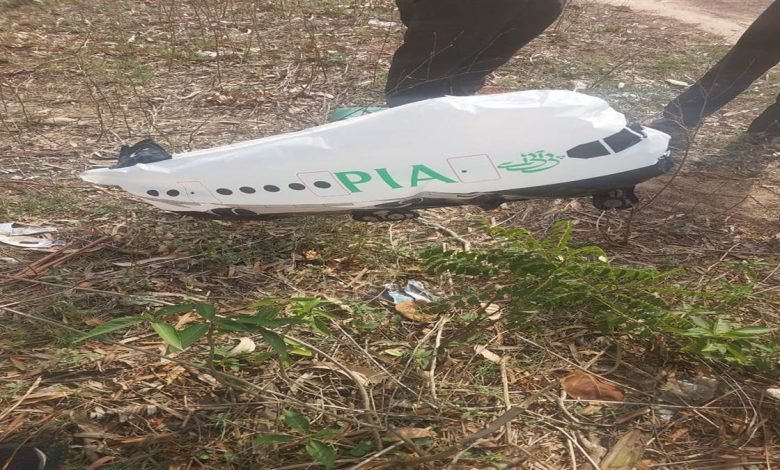 ਵੱਡੀ ਖ਼ਬਰ : ਪਠਾਨਕੋਟ 'ਚ ਮਿਲਿਆ ਪਾਕਿਸਤਾਨੀ ਗ਼ੁਬਾਰਾ, ਸਰਹੱਦੀ ਲੋਕਾਂ 'ਚ ਦਹਿਸ਼ਤ ਦਾ ਮਾਹੌਲ