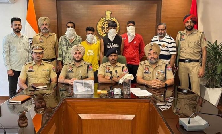 ਯੂਪੀ ਤੋਂ ਅਸਲਾ ਲਿਆ ਕੇ ਲੁੱਟਾਂ ਖੋਹਾਂ ਕਰਨ ਵਾਲੇ ਗਿਰੋਹ ਦੇ ਚਾਰ ਮੈਂਬਰ ਕਾਬੂ