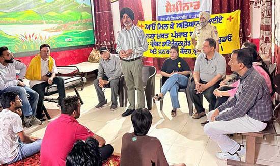 ਸਕੱਤਰ, ਜਿਲ੍ਹਾ ਕਾਨੂੰਨੀ ਸੇਵਾਵਾਂ ਅਥਾਰਟੀ, ਵੱਲੋਂ ਕੇਂਦਰੀ ਜੇਲ੍ਹ, ਅਤੇ ਰੈੱਡ ਕਰਾਸ, ਨਸ਼ਾ ਛੁਡਾਓ ਕੇਂਦਰ ਦਾ ਕੀਤਾ ਗਿਆ ਦੌਰਾ 