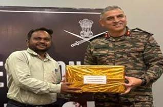 ਫੌਜ ਵੱਲੋਂ ਆਪ੍ਰੇਸ਼ਨ ਸਿੰਦੂਰ ਲਈ 3 ਰੇਲਵੇ ਕਰਮਚਾਰੀ ਅਤਿ ਵਿਸ਼ਿਸ਼ਟ ਸੇਵਾ ਮੈਡਲ ਨਾਲ ਸਨਮਾਨਿਤ ਫੌਜ ਵੱਲੋਂ ਆਪ੍ਰੇਸ਼ਨ ਸਿੰਦੂਰ ਲਈ 3 ਰੇਲਵੇ ਕਰਮਚਾਰੀ ਅਤਿ ਵਿਸ਼ਿਸ਼ਟ ਸੇਵਾ ਮੈਡਲ ਨਾਲ ਸਨਮਾਨਿਤ