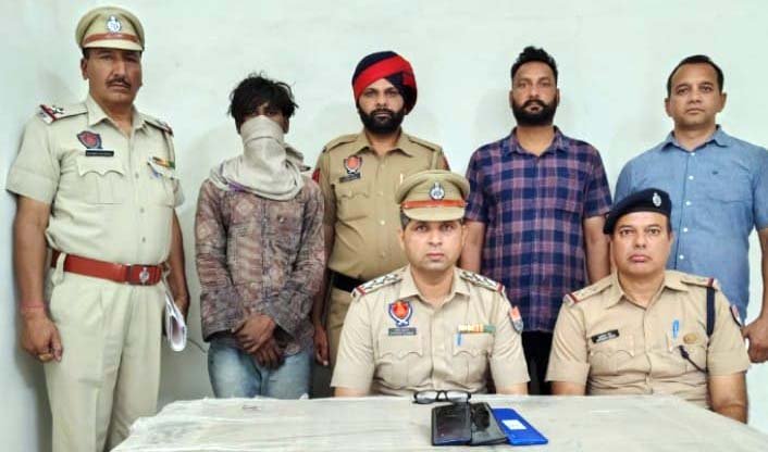 ਰੇਲ ਗੱਡੀਆਂ ਵਿੱਚ ਯਾਤਰੀਆਂ ਤੋਂ ਮੋਬਾਈਲ ਫੋਨ ਖੋਹਣ ਵਾਲਾ ਚੋਰ ਗ੍ਰਿਫ਼ਤਾਰ