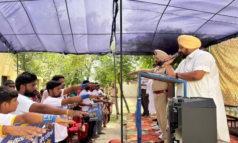 ਵਿਧਾਇਕ ਰਣਬੀਰ ਸਿੰਘ ਭੁੱਲਰ ਦੀ ਅਗਵਾਈ ਹੇਠ ਵੱਖ-ਵੱਖ ਪਿੰਡਾਂ 'ਚ ਨਸ਼ਾ ਮੁਕਤੀ ਯਾਤਰਾ ਅਤੇ ਜਾਗਰੂਕਤਾ ਸਭਾਵਾਂ ਆਯੋਜਿਤ