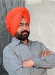 ਰੋਜ਼ੀ ਰੋਟੀ ਲਈ ਆਬੂਧਾਬੀ ਗਏ ਨੌਜਵਾਨ ਦੀ ਮੌਤ, ਮ੍ਰਿਤਕ ਦੇਹ ਪਿੰਡ ਪੁੱਜਣ 'ਤੇ ਸੋਗ ਦੀ ਲਹਿਰ ਰੋਜ਼ੀ ਰੋਟੀ ਲਈ ਆਬੂਧਾਬੀ ਗਏ ਨੌਜਵਾਨ ਦੀ ਮੌਤ, ਮ੍ਰਿਤਕ ਦੇਹ ਪਿੰਡ ਪੁੱਜਣ 'ਤੇ ਸੋਗ ਦੀ ਲਹਿਰ