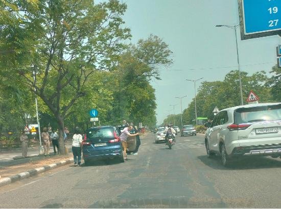 ਚੰਡੀਗੜ੍ਹ ਟ੍ਰੈਫਿਕ ਪੁਲਿਸ ਦੀ ਤਾਨਾਸ਼ਾਹੀ ਕਾਰਨ, ਹਰਿਆਣਾ-ਪੰਜਾਬ ਦੇ ਲੋਕ ਆਪਣੇ ਵਾਹਨ ਆਪਣੀ ਰਾਜਧਾਨੀ ਲਿਆਉਣ ਲਈ ਤਰਸ ਰਹੇ ਹਨ