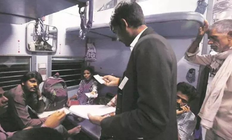 ਸ਼ਰਾਬੀ ਹਾਲਤ 'ਚ ਡਿਊਟੀ 'ਤੇ ਸੀ ਅੰਮ੍ਰਿਤਸਰ ਇੰਟਰਸਿਟੀ ਐਕਸਪ੍ਰੈਸ 'ਚ TTE, ਯਾਤਰੀਆਂ ਨੇ ਕੀਤੀ ਸ਼ਿਕਾਇਤ; ਮੁਅੱਤਲ