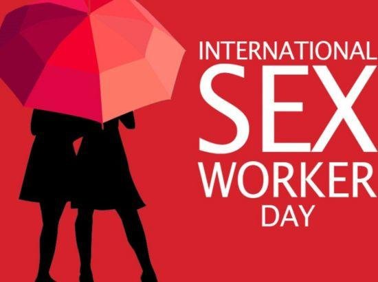 ਭਾਰਤ ਵਿੱਚ ਵੇਸਵਾਗਮਨੀ ਕਾਨੂੰਨੀ, ਅਮਰੀਕਾ ਵਿੱਚ ਅਪਰਾਧ