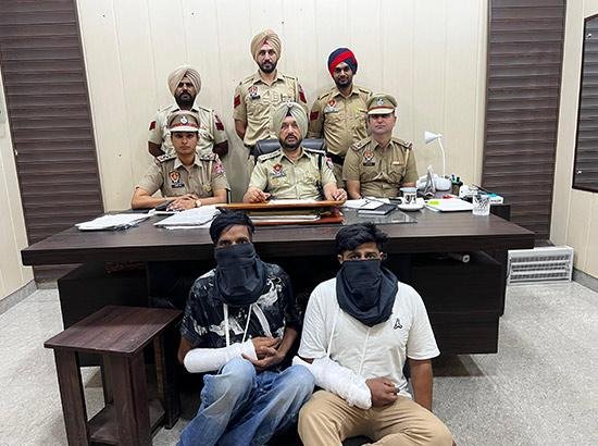 ਲੁੱਟਾਂ ਖੋਹਾਂ ਕਰਨ ਵਾਲੇ 2 ਨੌਜਵਾਨ ਕਾਬੂ ਲੁੱਟਾਂ ਖੋਹਾਂ ਕਰਨ ਵਾਲੇ 2 ਨੌਜਵਾਨ ਕਾਬੂ