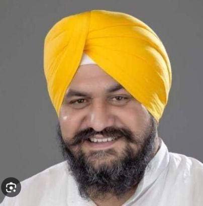 ਸਾਬਕਾ MLA ਮਨਜੀਤ ਸਿੰਘ ਮੰਨਾ, ਉਸ ਦੇ ਭਰਾ ਅਤੇ ਹੋਰਨਾ ਦੇ ਗ੍ਰਿਫ਼ਤਾਰੀ ਵਰੰਟ ਜਾਰੀ 