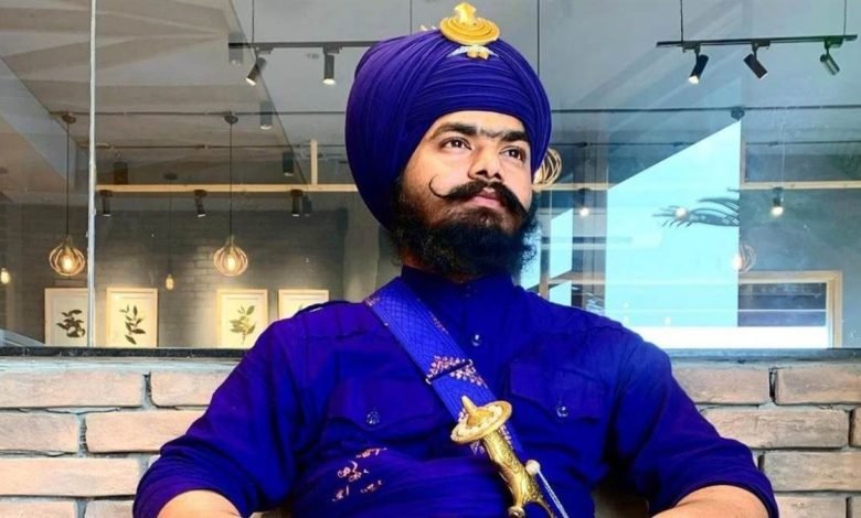 ਕਮਲ ਕੌਰ ਹਤਿਆਕਾਂਡ : ਮੁਲਜ਼ਮ ਅੰਮ੍ਰਿਤਪਾਲ ਮਹਿਰੋਂ ਦੀ ਹਵਾਲਗੀ ਪ੍ਰਕਿਰਿਆ ਸ਼ੁਰੂ, ਬਠਿੰਡਾ ਪੁਲਿਸ ਨੇ UAE ਤੋਂ ਮੰਗੀ ਗ੍ਰਿਫਤਾਰੀ ਕਮਲ ਕੌਰ ਹਤਿਆਕਾਂਡ : ਮੁਲਜ਼ਮ ਅੰਮ੍ਰਿਤਪਾਲ ਮਹਿਰੋਂ ਦੀ ਹਵਾਲਗੀ ਪ੍ਰਕਿਰਿਆ ਸ਼ੁਰੂ, ਬਠਿੰਡਾ ਪੁਲਿਸ ਨੇ UAE ਤੋਂ ਮੰਗੀ ਗ੍ਰਿਫਤਾਰੀ