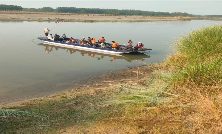 ਰਾਵੀ ਪਾਰ ਵੱਸਦੇ ਸਰਹੱਦੀ ਪਿੰਡ ਮੁੜ ਦੇਸ਼ ਨਾਲੋਂ ਕੱਟੇ ਗਏ, ਪੁਲ ਚੁੱਕਣ ਨਾਲ ਵਧੀਆਂ ਮੁਸ਼ਕਲਾਂ