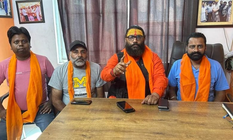 ਅੰਮ੍ਰਿਤਸਰ 'ਚ ਚੱਲ ਰਹੇ ਨਜਾਇਜ਼ ਹੁੱਕਾ ਬਾਰ 'ਤੇ ਕੀਤੀ ਜਾਵੇ ਕਾਰਵਾਈ : ਕੌਸ਼ਲ ਸ਼ਰਮਾ