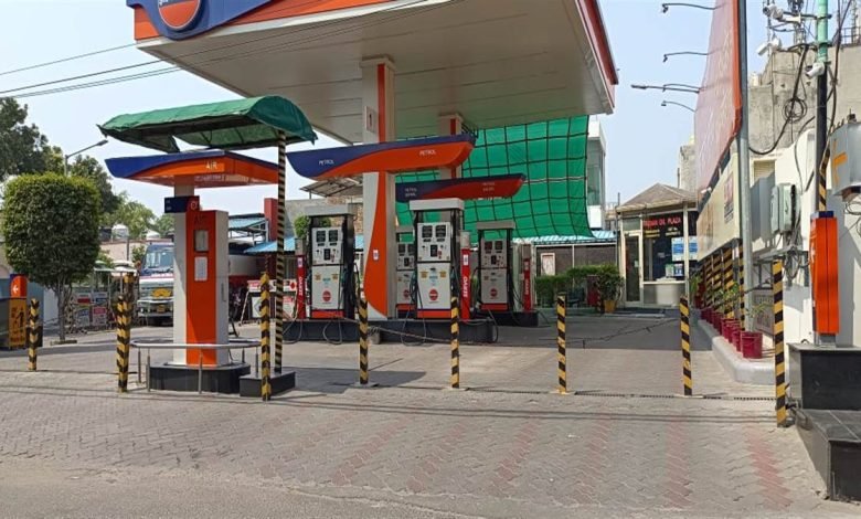 ਗਰਮ ਖਿਆਲੀ ਸੰਸਥਾ ਦਲ ਖਾਲਸਾ ਵੱਲੋਂ ਅੰਮ੍ਰਿਤਸਰ ਕਰਵਾਇਆ ਬੰਦ, ਭਾਰੀ ਪੁਲਿਸ ਬਲ ਤਾਇਨਾਤ