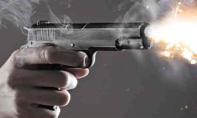 ਮਕਾਨ ਦੀ ਉਸਾਰੀ ਦੌਰਾਨ 2 ਧਿਰਾਂ 'ਚ ਜ਼ਬਰਦਸਤ ਲੜਾਈ, ਚੱਲੀਆਂ ਗੋਲੀਆਂ; ਇੱਕ ਜ਼ਖ਼ਮੀ