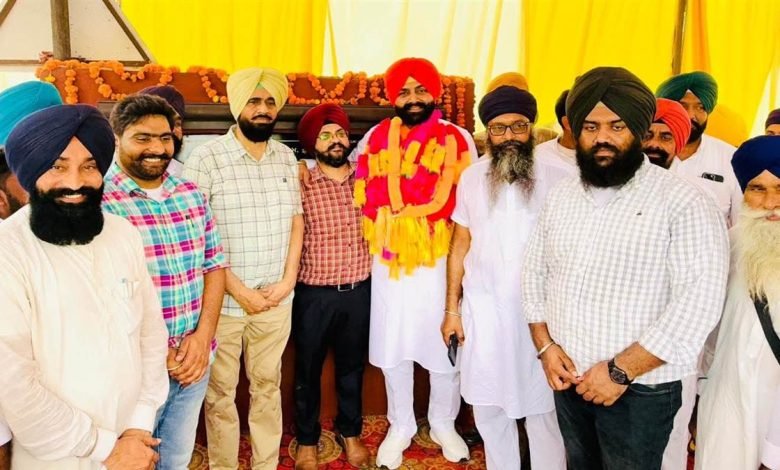 ਮੰਤਰੀ ਭੁੱਲਰ ਨੇ 2.78 ਕਰੋੜ ਰੁਪਏ ਦੀ ਲਾਗਤ ਨਾਲ ਬਣਨ ਵਾਲੀ ਸੜਕ ਦਾ ਉਦਘਾਟਨ ਕੀਤਾ ਮੰਤਰੀ ਭੁੱਲਰ ਨੇ 2.78 ਕਰੋੜ ਰੁਪਏ ਦੀ ਲਾਗਤ ਨਾਲ ਬਣਨ ਵਾਲੀ ਸੜਕ ਦਾ ਉਦਘਾਟਨ ਕੀਤਾ