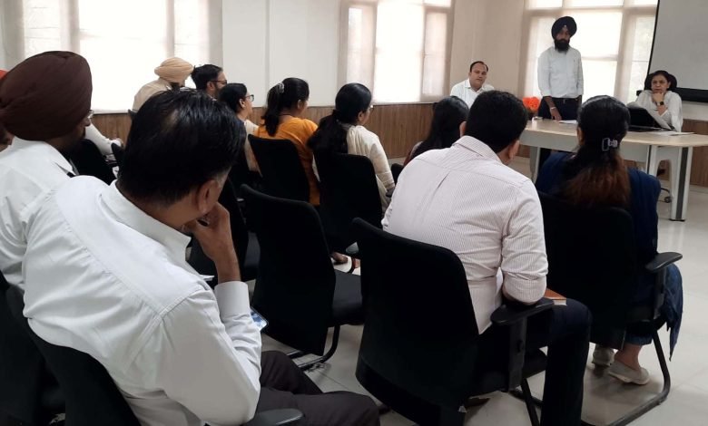 ਜ਼ਿਲ੍ਹਾ ਕਾਨੂੰਨੀ ਸੇਵਾਵਾਂ ਅਥਾਰਟੀ, ਫਿਰੋਜਪੁਰ ਵੱਲੋਂ ਸਾਥੀ ਮੁਹਿੰਮ ਸਬੰਧੀ ਕੀਤੀ ਗਈ ਮੀਟਿੰਗ