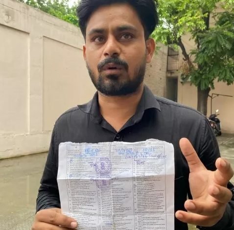 ਵਾਹ ਪੰਜਾਬ ਪੁਲਿਸ! ਜਲੰਧਰ 'ਚ ਹੈਰਾਨ ਕਰਨ ਵਾਲੀ ਘਟਨਾ, ਹੈਲਮੇਟ ਨਾ ਪਾਉਣ 'ਤੇ ਕਾਰ ਚਾਲਕ ਨੂੰ ਜੁਰਮਾਨਾ