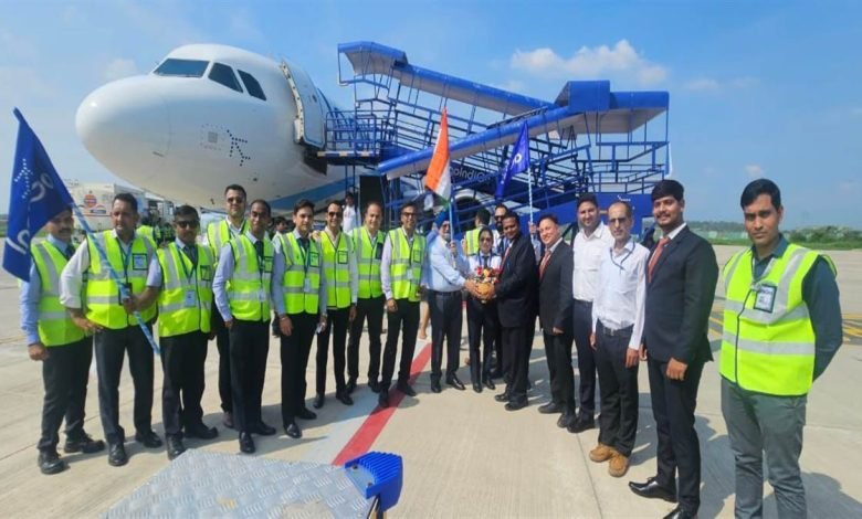ਮੁੰਬਈ ਲਈ ਫਲਾਈਟ ਸ਼ੁਰੂ ਹੋਣ ’ਤੇ ਮੁਸਾਫਰ ਹੋਏ ਬਾਗੋ-ਬਾਗ