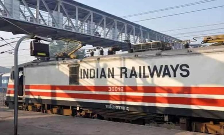 ਰੇਲਵੇ ਦੇ ਇਸ ਫੈਸਲੇ ਨਾਲ ਹੋਵੇਗੀ ਤੁਹਾਡੀ ਜੇਬ..., ਬੈਠਣ ਲਈ ਹੁਣ ਦੇਣੇ ਪੈਣਗੇ 10 ਰੁਪਏ