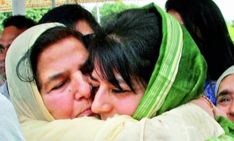 ਮਹਿਬੂਬਾ ਮੁਫ਼ਤੀ ਦੀ ਮਾਂ ਦੀ ਵਿਗੜੀ ਸਿਹਤ, SKIMS ICU 'ਚ ਭਰਤੀ